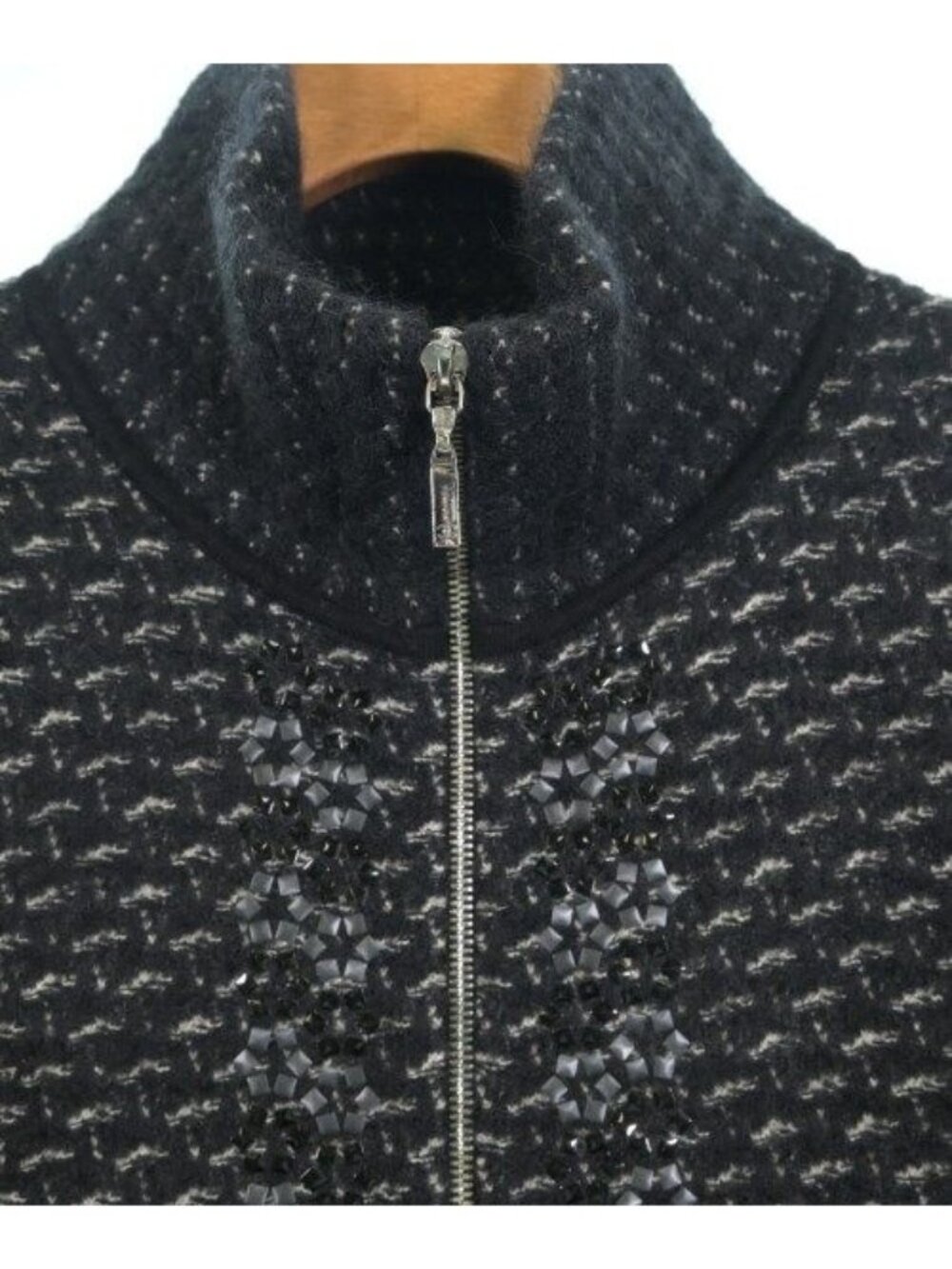 Chanel Jacket Black - Picture 5 of 10